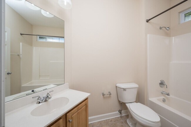 Building Photo - **5-BEDROOM HOME IN AMENITY-RICH MCKAY'S M...