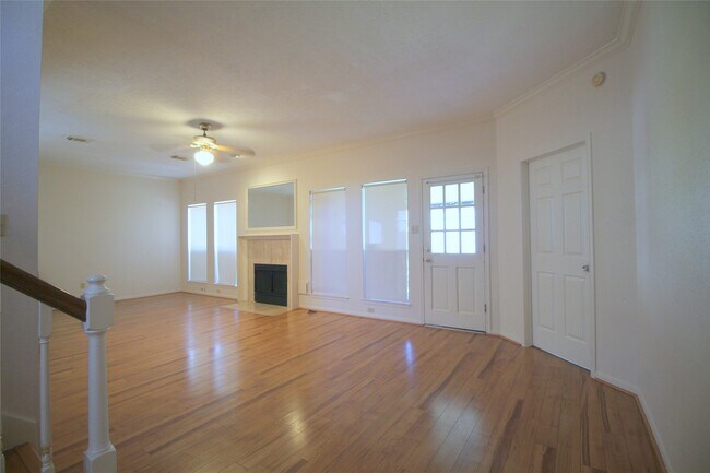 Building Photo - 16326 Brush Meadow Ct