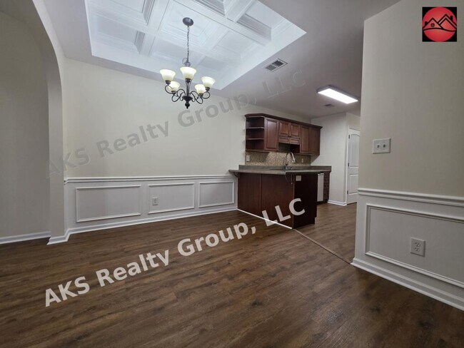 Building Photo - 6116 Townley Way