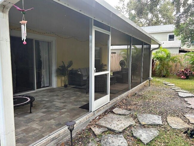 Building Photo - 1168 Bass Blvd