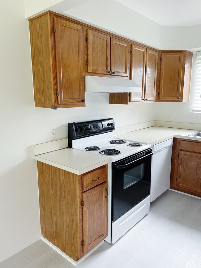 Building Photo - 29711 Pendleton Club Dr