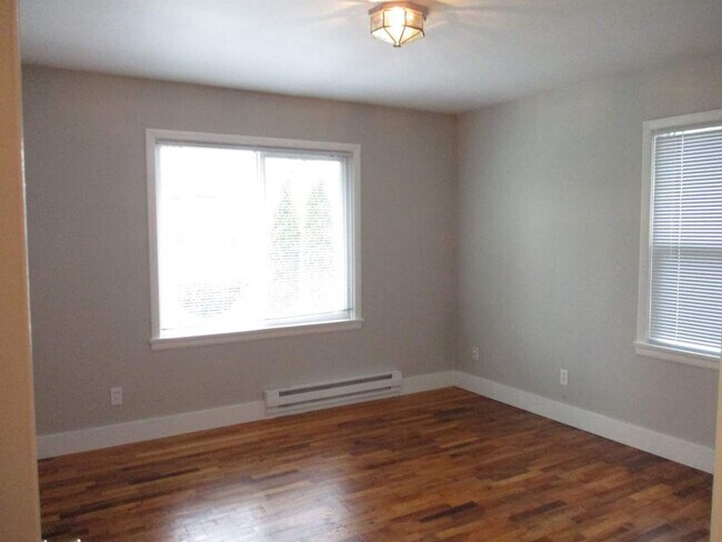 Building Photo - Charming 2 Bedroom 1 bath in Tacoma