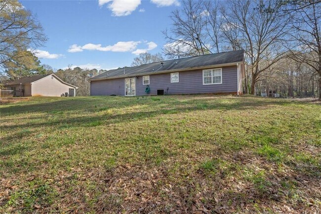 Building Photo - 120 Woodcrest Dr