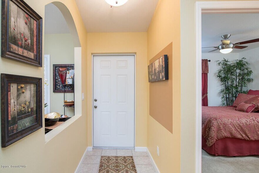 Hall Entry - 4590 Radiant Way