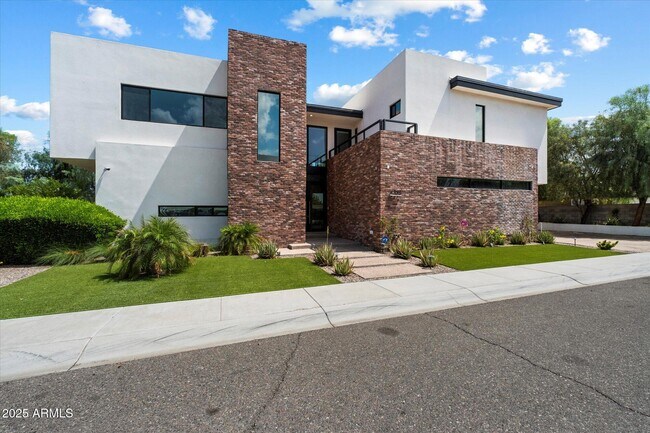 Primary Photo - 4525 N 36th Way