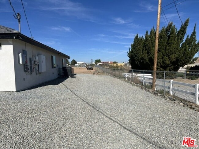 Building Photo - 11548 11th Ave