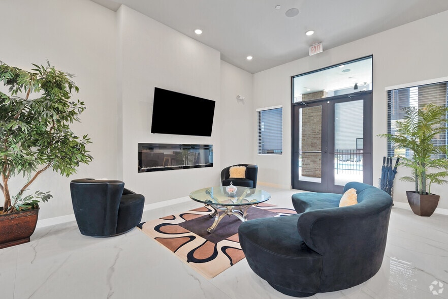 Lobby - Aria at Almeda