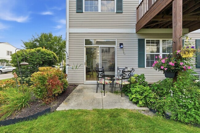 Building Photo - 3133 Falling Waters Ln