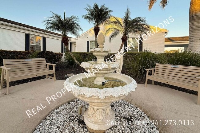 Building Photo - 4813 Independence Dr