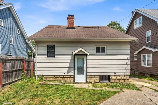 Building Photo - 5246 Joseph St