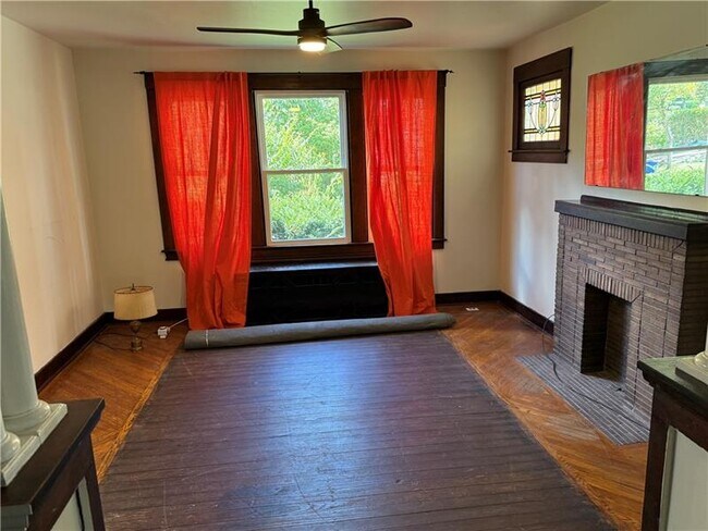 Building Photo - 1317 Beechview Ave