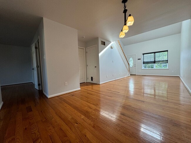 Building Photo - THREE BEDROOM  w Finished Basement- PARKLA...