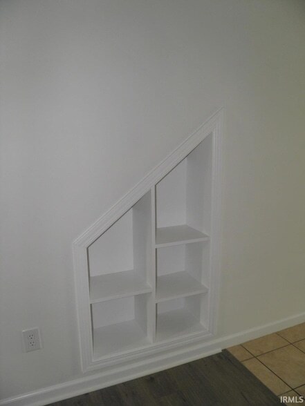 Building Photo - 2712 E Bressingham Wy