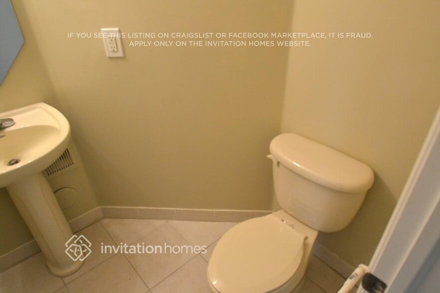 Building Photo - 15307 SW 119th Terrace