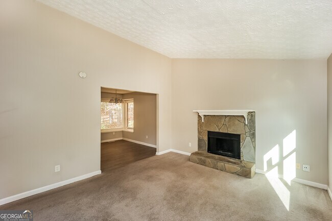 Building Photo - 5120 Cochran Dr