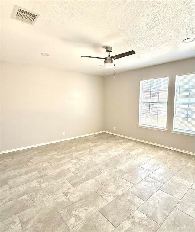 Building Photo - 9 Swallow Ave