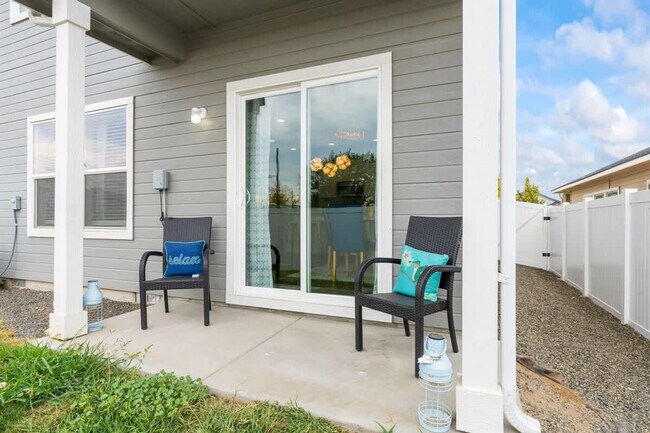 Building Photo - 2110 Ison Ct