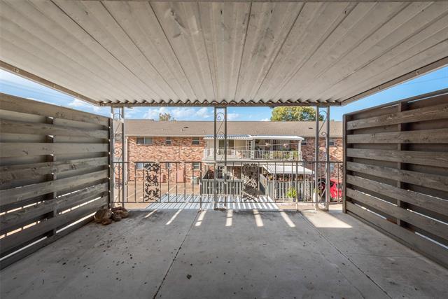 Building Photo - 5811 E University Blvd