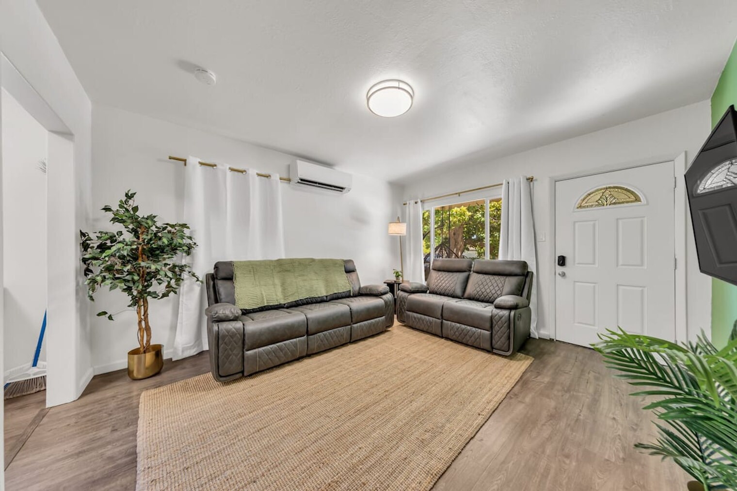 Building Photo - 4700 65th St