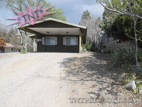 Building Photo - Duplex in Prescott ~ COMP HOLD