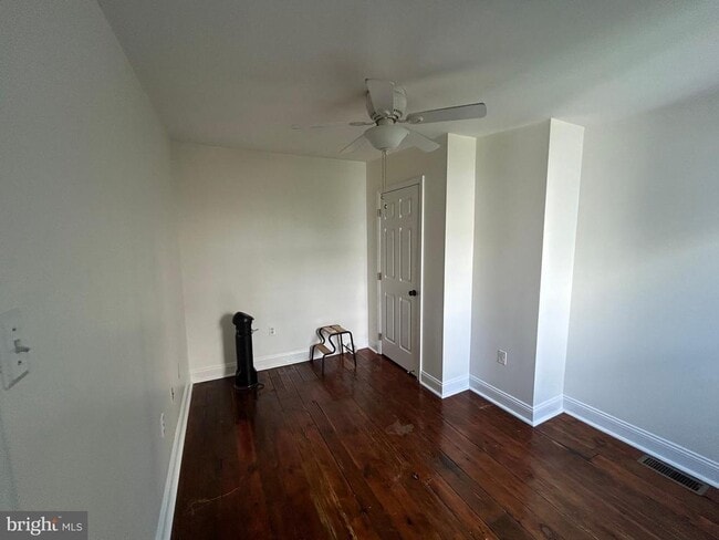 Building Photo - 748 S Harshaw St