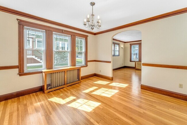 Building Photo - 278 Roslindale Ave