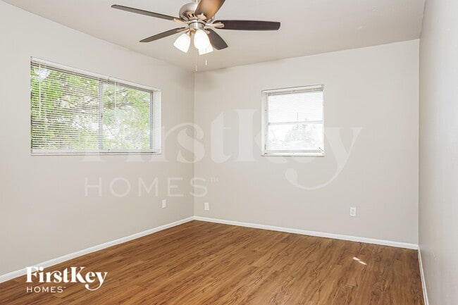 Building Photo - 1633 Hayworth Rd