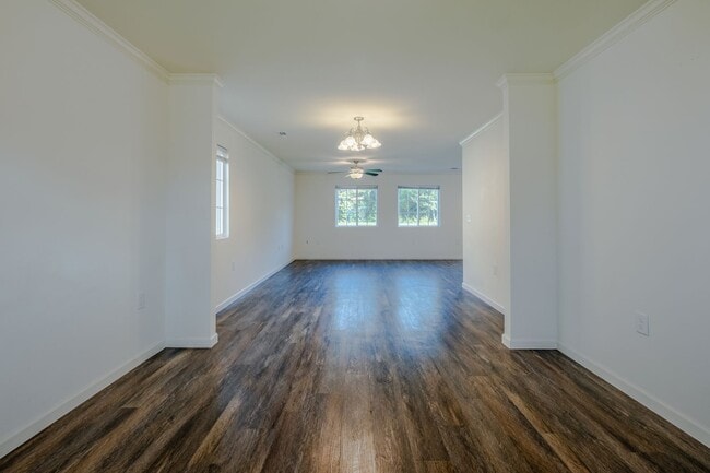 Building Photo - Like new construction 2 story home 4 bedro...