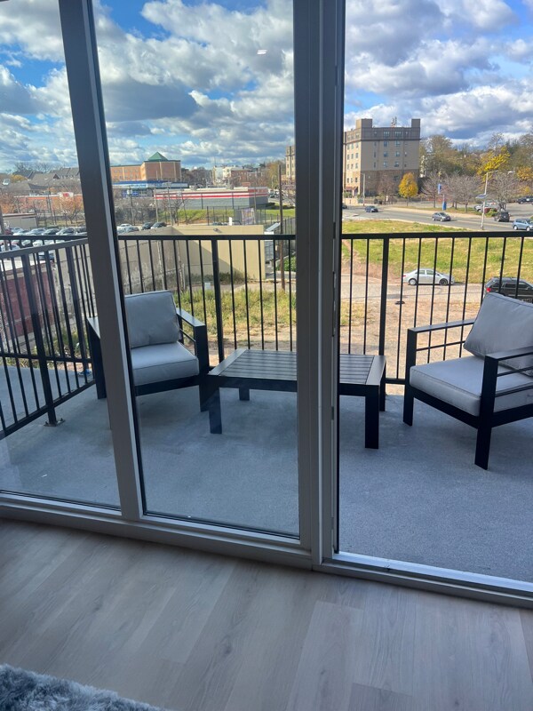 Building Photo - 19 Livingston St