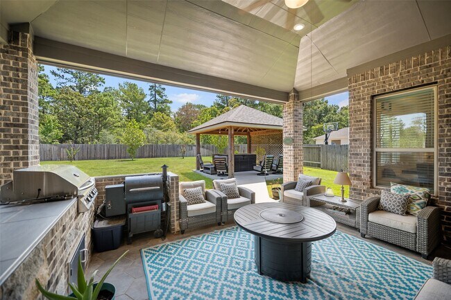 Building Photo - 1406 Graystone Hills Dr