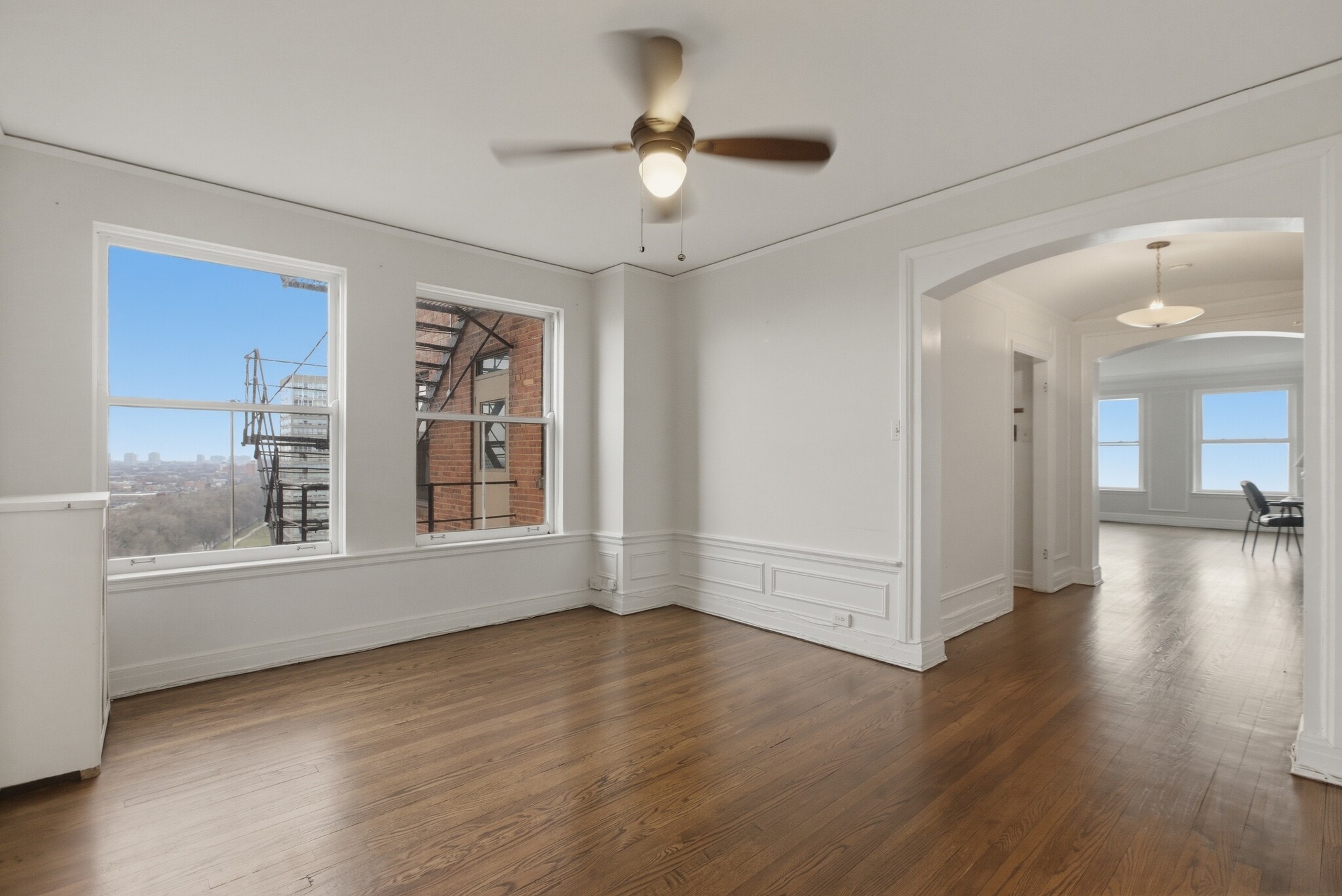 Building Photo - 4940 S East End Ave