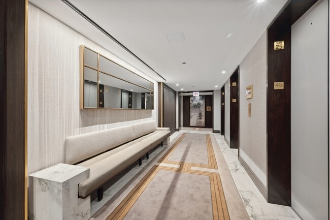 Building Photo - 180 E Pearson St