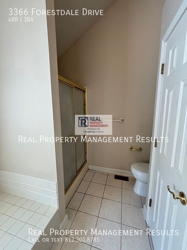 Building Photo - 3366 Forestdale Dr
