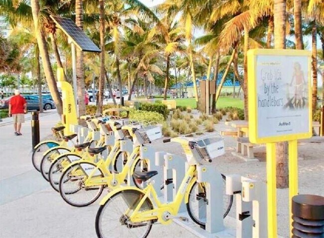 Building Photo - 133 N Pompano Beach Blvd