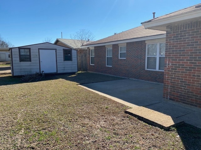 Building Photo - 5725 Belleau Dr