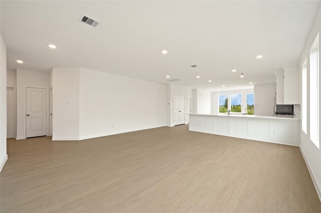 Building Photo - 31711 Wild Mdw Dr