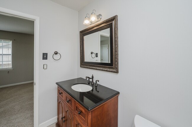 Building Photo - 2645 Southbury Cir