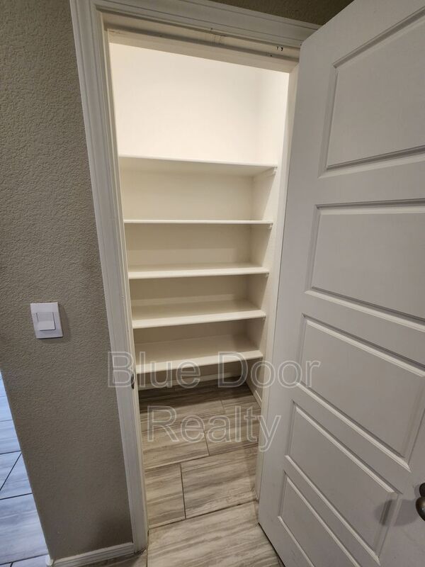 Building Photo - 10637 Aspiration Ln SW