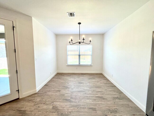 Building Photo - Marvelous Home in South Lubbock