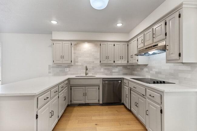 Building Photo - 11416 Leaning Elm Rd