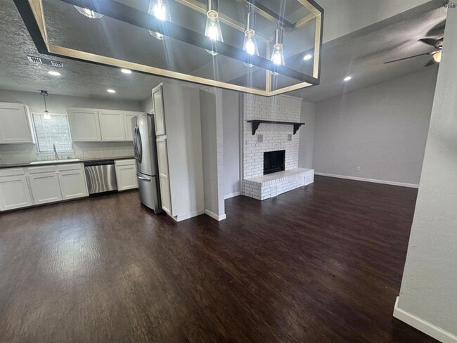 Building Photo - 4123 Beard Ave