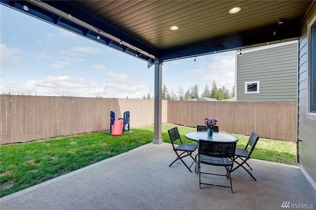 Patio - 3960 Maritime Dr SW