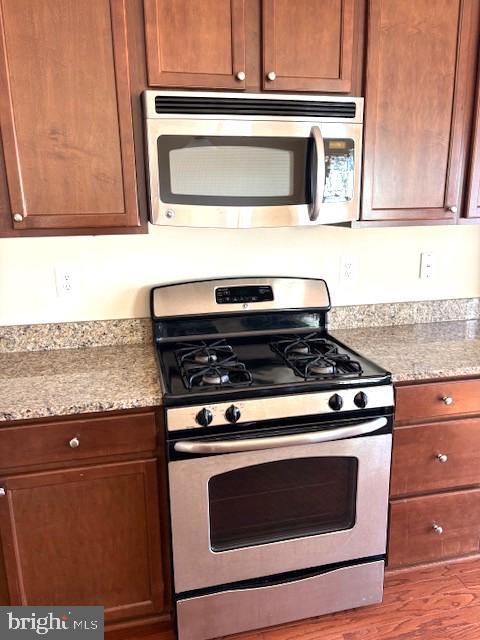 Building Photo - 8708 Sagebrush Ln