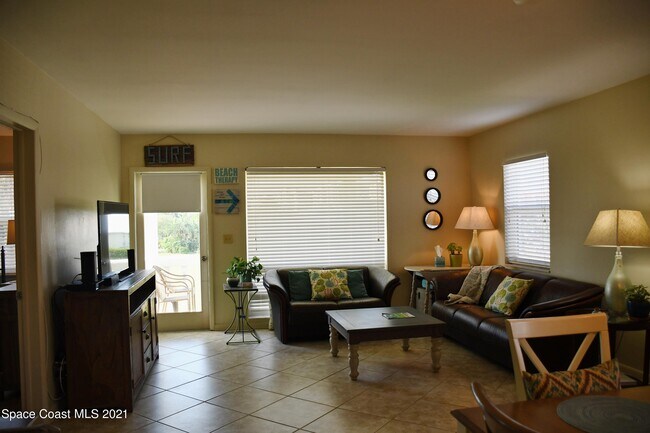 Building Photo - 2186 Jimmy Buffett Mem Hwy