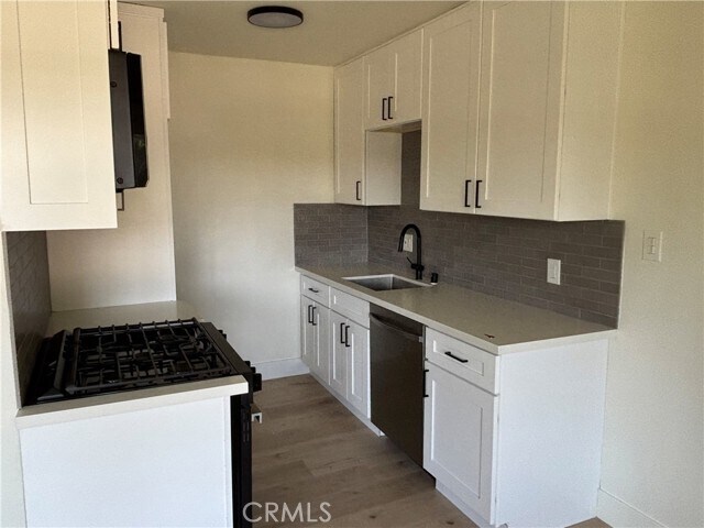 Building Photo - 12551 Nutwood St