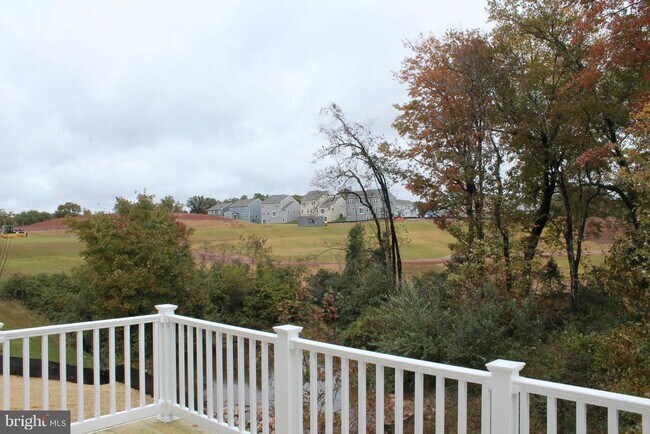Building Photo - 10665 Hinton Wy