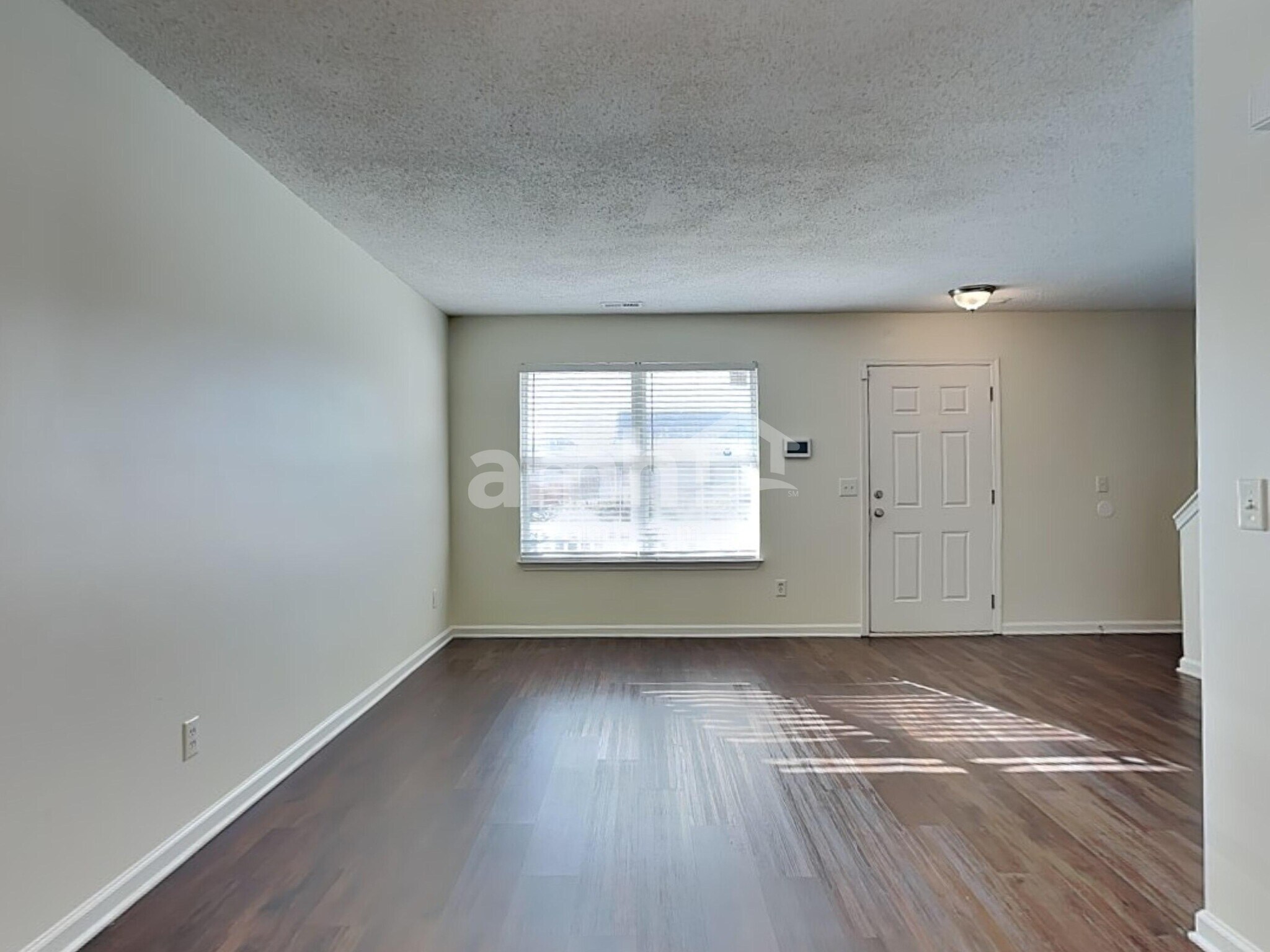 Building Photo - 139 Julian Pond Ln