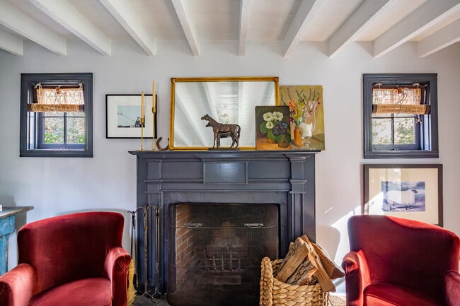 Building Photo - 93 Schellinger Rd