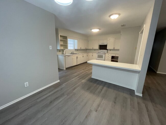 Building Photo - 247 Co Rd 4030