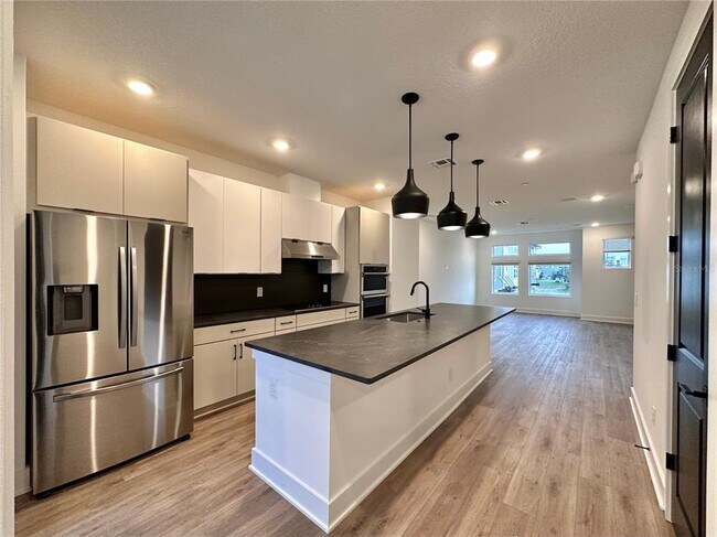 Building Photo - 12452 Koshiba Alley